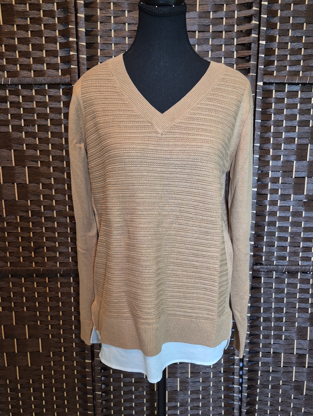 Hilary Radley V-Neck Ribbed Sweater in Camel